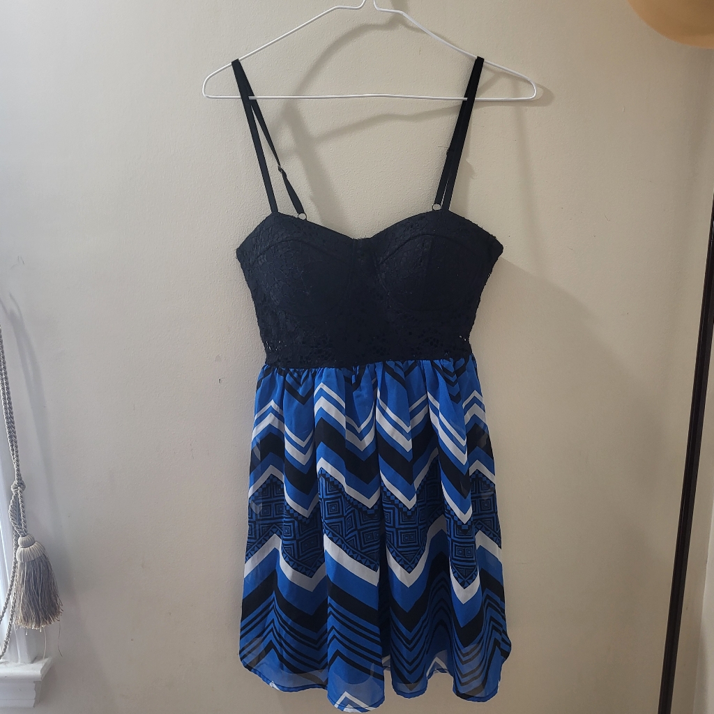 Material Girl Dress Size M